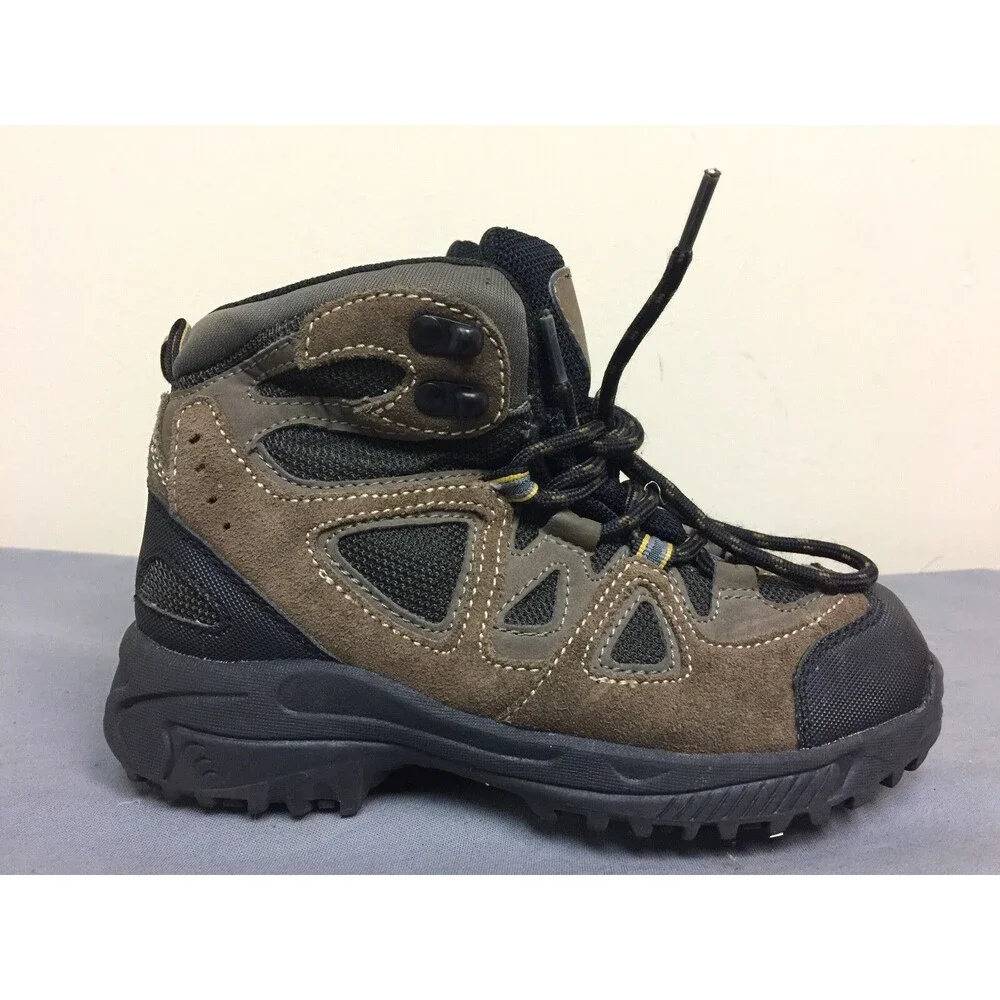 Cherokee boy's size 2 brown suede lace up ankle boots